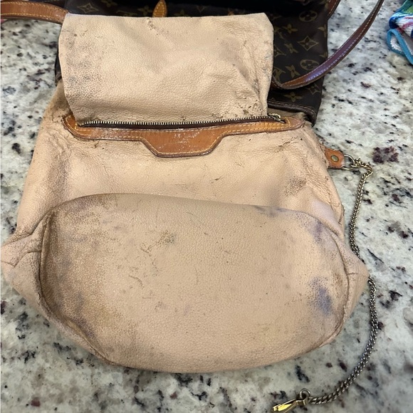 Authentic Vintage Louis Vuitton Monogram Bucket Bag - Picture 11 of 16